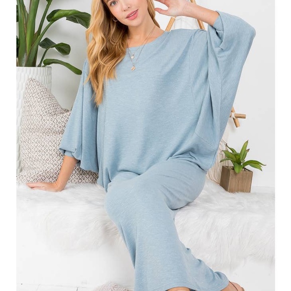 Women Sweater Maxi Dress - Picture 4 of 7